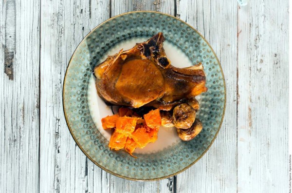 Chuletas de cerdo al horno con salsa agridulce