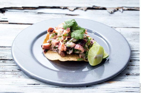 Cómo preparar tostadas con pulpo