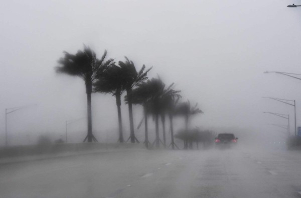 Obama declara estado de emergencia en Florida por Matthew