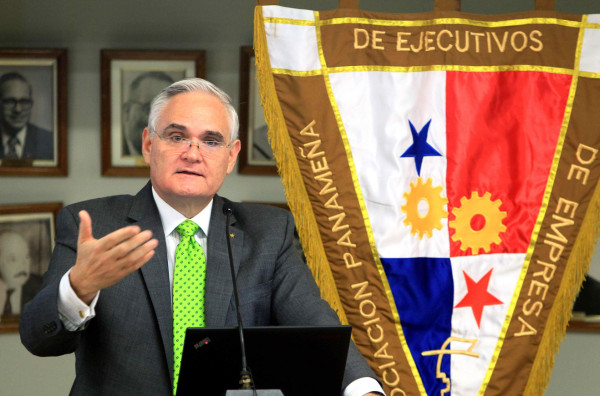 Administrador del Canal de Panamá prevé posible suspensión de obras