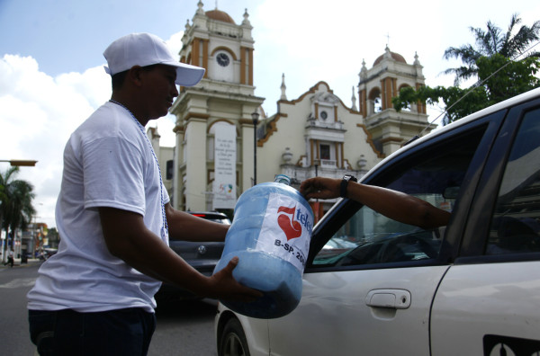 Hondureños continúan donando y dando amor a la Teletón 2013