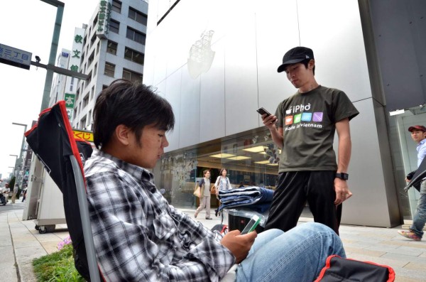 Japoneses se burlan del nuevo reloj inteligente de Apple