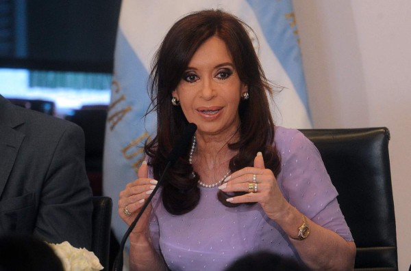 Presidenta de Argentina es imputada por presunto encubrimiento de terroristas