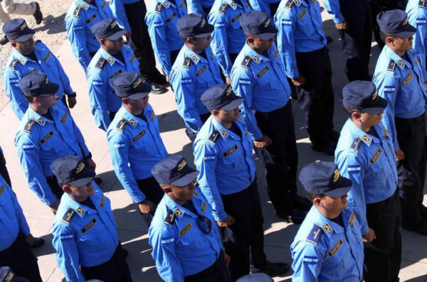 Fuera de la Policía 23 comisionados de la Policía hondureña