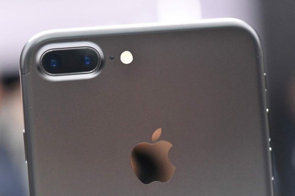 Imagen deja al descubierto gama de colores del iPhone 8