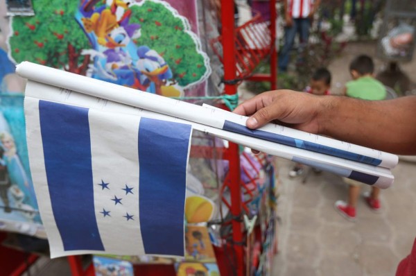 Colegios de Honduras continúan hoy desfiles de fiestas patrias