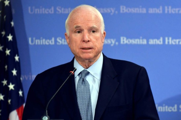 John McCain abandona tratamiento de su cáncer cerebral