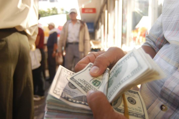 Fortalecimiento del dólar en Honduras no se detiene