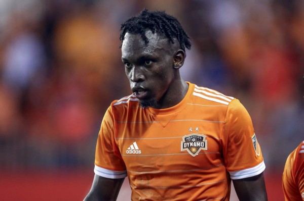 Alberth Elis ha recomendado a jugador del Olimpia al técnico del Houston Dynamo