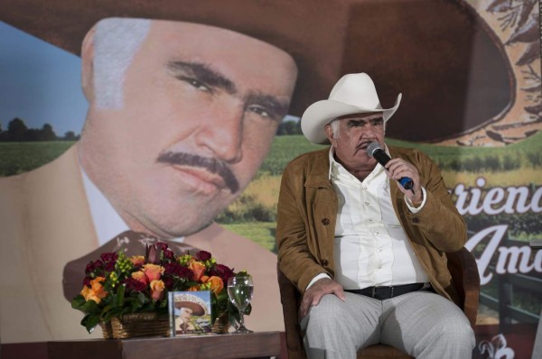 Las siete canciones con las que dejó huella Vicente Fernández