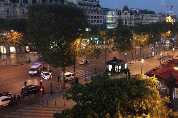 Un policía muerto y otro herido en un tiroteo en París