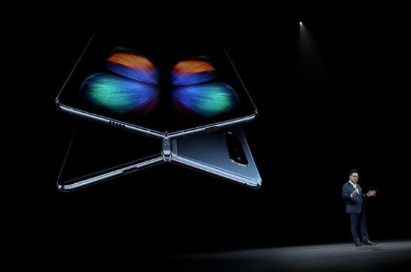 Samsung presenta el Galaxy Fold, un smartphone plegable