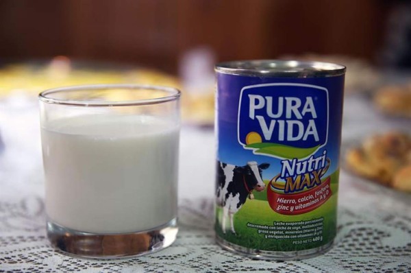 Perú ordena paralizar la venta de un producto que se ofrecía en el país como leche