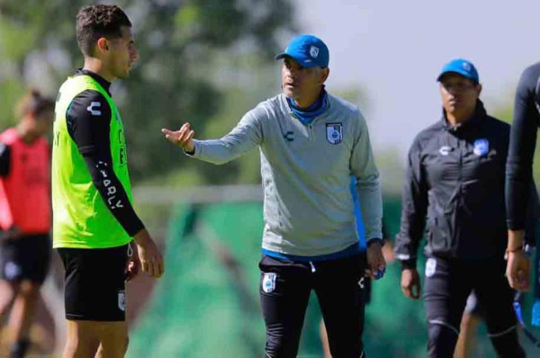 Exclusiva: 'Pity Altamirano' DT del Quéretaro, destaca al hondureño Joshua Canales: 'Tiene calidad'