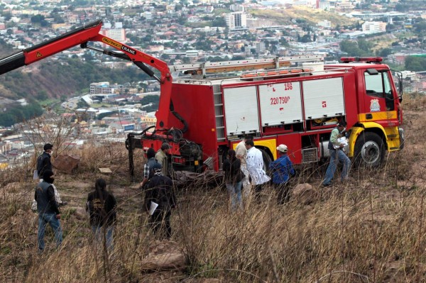 En abismo encuentran los cadáveres de una pareja en Tegucigalpa