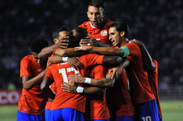 Costa Rica logra triunfo histórico frente a Perú