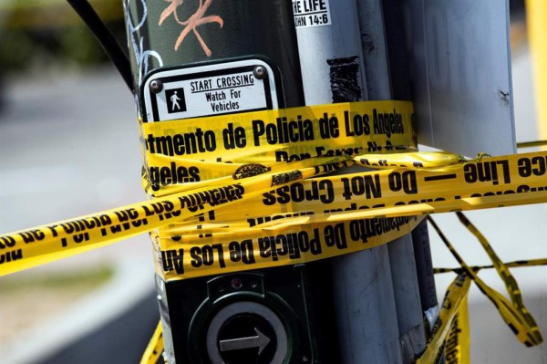Acusan a latino de intentar asesinar a dos policías en Los Ángeles