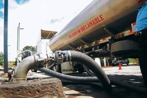 Importación de carburantes creció 20% al tercer trimestre