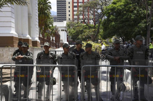 Supremo de Venezuela acusa a diputados opositores de traición