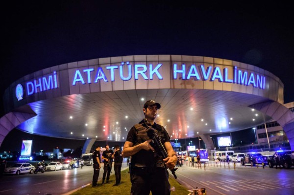Turquía acusa a ISIS por atentado y comienza su venganza