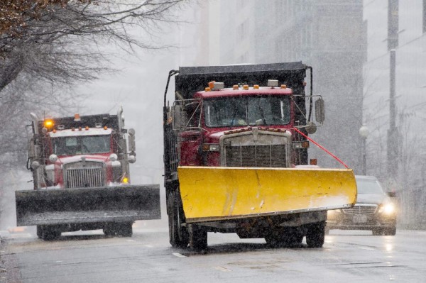 Limpieza inicia en EUA tras tormenta 'Snowzilla'