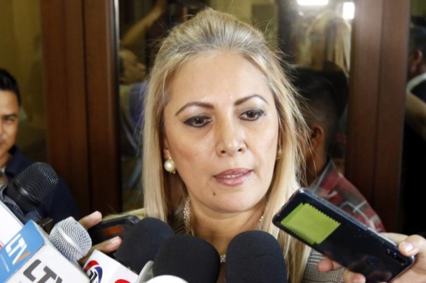 Juez desestima conciliación en el caso de la diputada Sara Medina