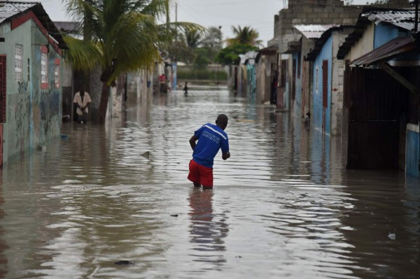 Huracán Matthew castiga a Cuba tras dejar siete muertos en Haití y Dominicana
