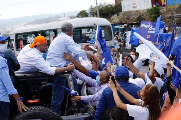FOTOS: Con multitudinarias caravanas, Xiomara Castro y Tito Asfura cierran campaña en Cortés y Francisco Morazán