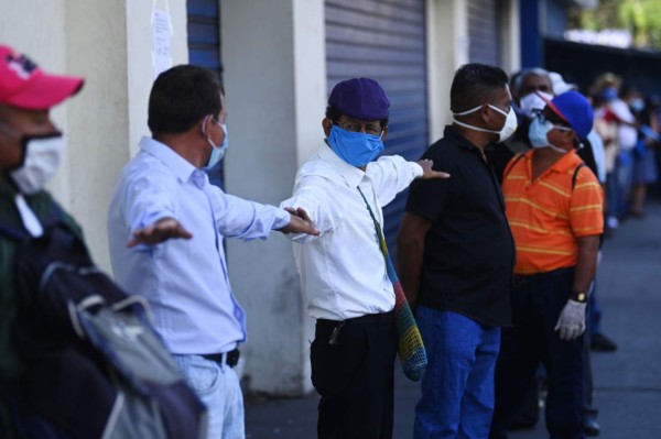 Los casos positivos de coronavirus aumentan a 13 en El Salvador