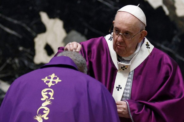 El Papa celebró el Miércoles de ceniza con nuevo rito