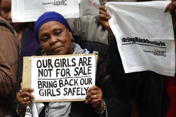 Interpol ofrece su ayuda a Nigeria para localizar a las niñas raptadas