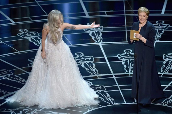 Lady Gaga, impecable fraulein María en los Óscar