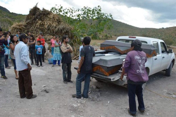 Eran músicos indígenas, los 10 cuerpos calcinados en un auto en Guerrero, México