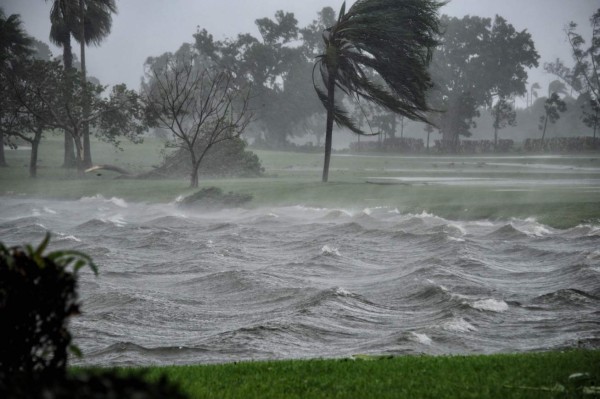 Trump declara zona de catástrofe en Florida por el huracán Irma