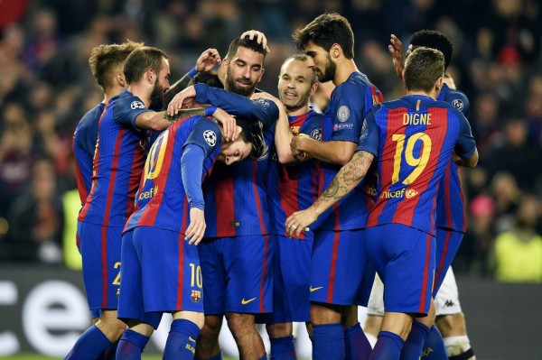 Arda Turán se luce haciendo triplete y el Barcelona golea 4-0 al 'Gladbach'