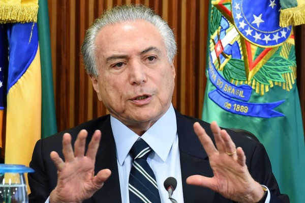 Wikileaks señala al ahora presidente de Brasil como informante de EUA