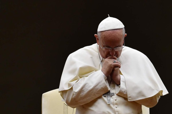 Papa abre histórico sínodo sobre la familia y el matrimonio