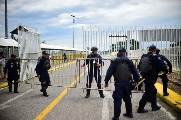 México planea cerrar frontera con EEUU por coronavirus