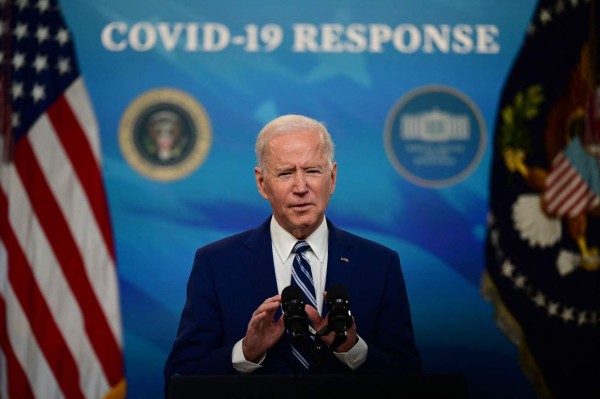 'Estamos lejos de ganar la guerra contra el covid-19', admite Biden