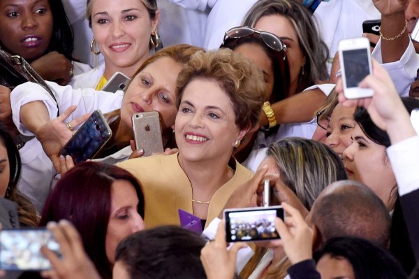 Dilma promete Olimpiadas exitosas pese a crisis política en Brasil