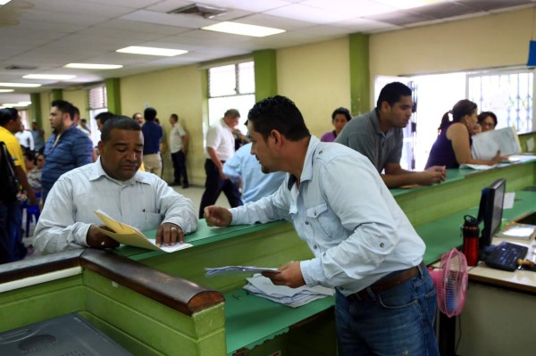 A casi L6,000 millones llega la recaudación tributaria de Honduras a enero de 2016