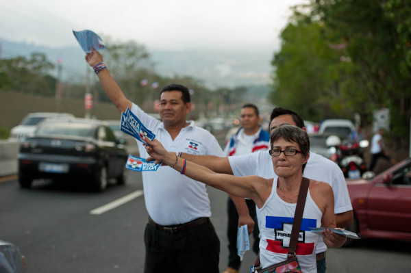 Denuncian planes para 'desestabilizar” elecciones en El Salvador