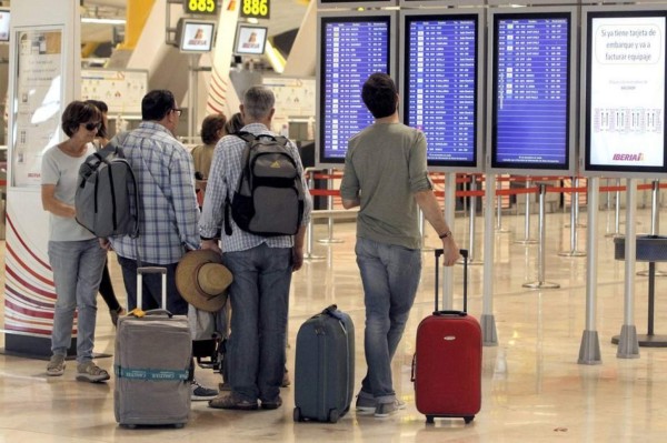 España congelan tarifas de aeropuertos hasta 2015