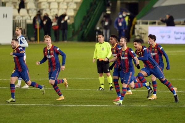 Barcelona avanza a la final de la Supercopa de España gracias a los penales