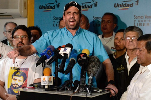 Maradona a Capriles: La diferencia entre vos y yo es que yo no me vendí