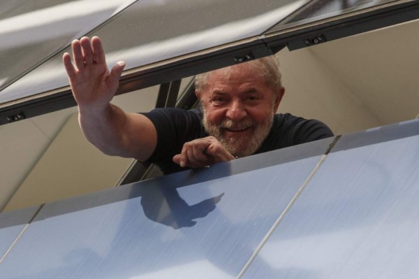 Lula apela a la corte suprema brasileña para seguir en campaña