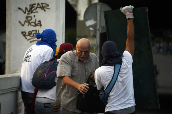 ONU expresa su preocupación por muertes en protestas en Venezuela