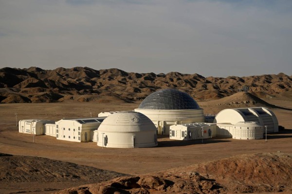 China abre una base 'vivir como en Marte” en el desierto de Gobi