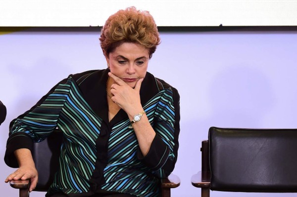 Instructor del Senado pide seguir proceso contra Dilma