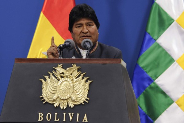 Opositores bolivianos cerrarán fronteras para exigir renuncia a Evo